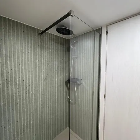 아파트 Uptown Urban Bliss *