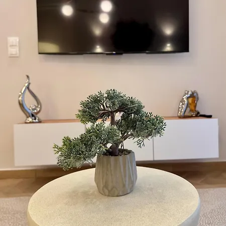 Uptown Urban Bliss Apartament