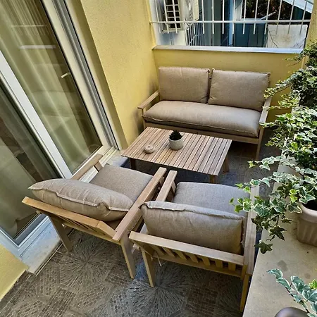 Uptown Urban Bliss Apartament *